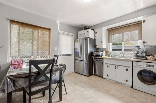710 E Cedar, Burbank, CA 91501