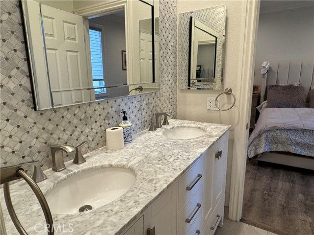 26 Dreamlight, Irvine, CA 92603