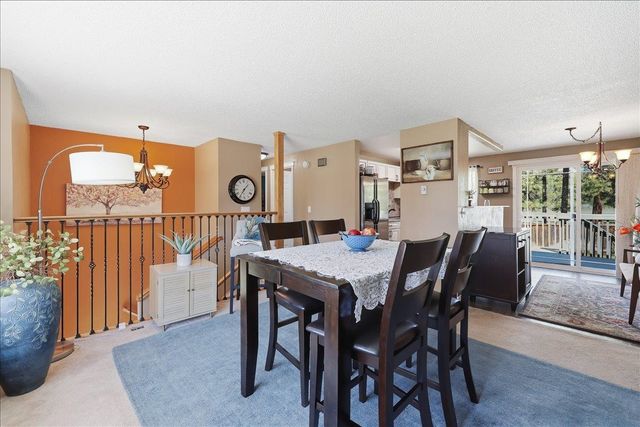 11462 W Tamarac Ln, Nine Mile Falls, WA 99026