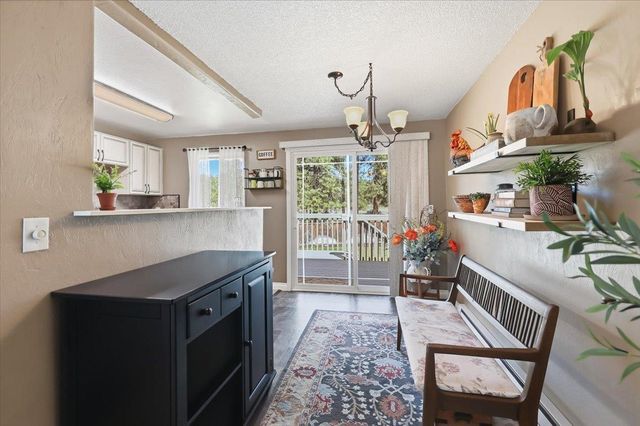 11462 W Tamarac Ln, Nine Mile Falls, WA 99026