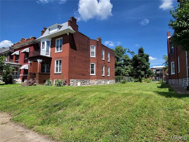 4509 Adelaide Avenue, St Louis, MO 63115
