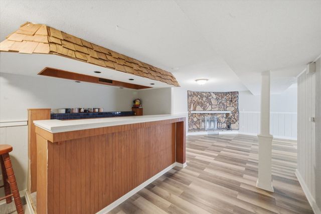 110 Villa Road, Streamwood, IL 60107