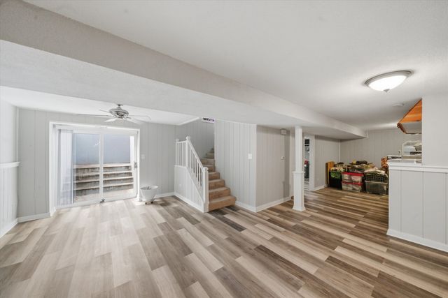 110 Villa Road, Streamwood, IL 60107