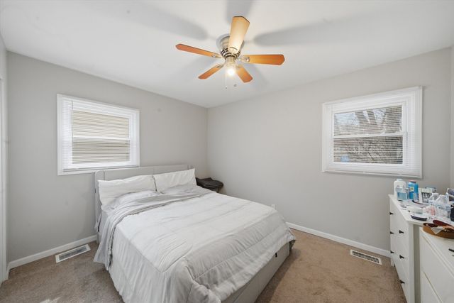 110 Villa Road, Streamwood, IL 60107