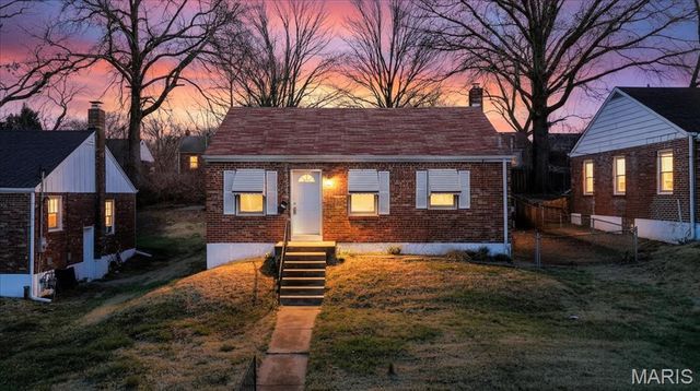 2425 Shirley Avenue, Jennings, MO 63136