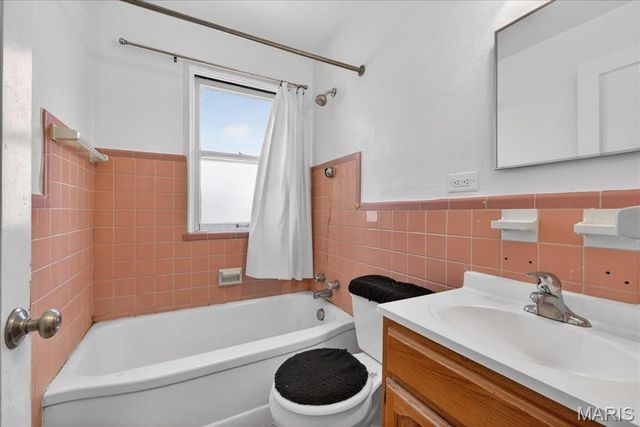 2425 Shirley Avenue, Jennings, MO 63136