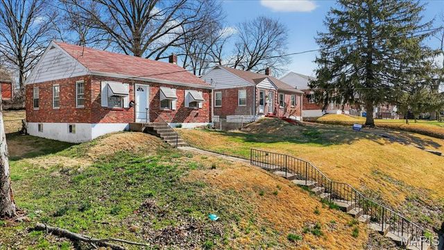 2425 Shirley Avenue, Jennings, MO 63136