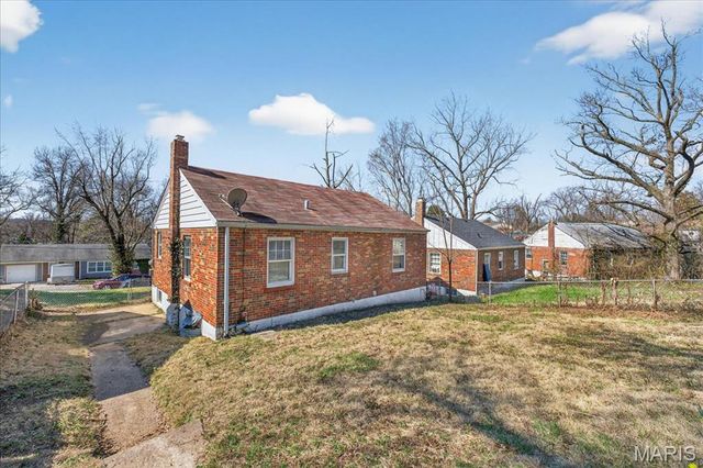 2425 Shirley Avenue, Jennings, MO 63136