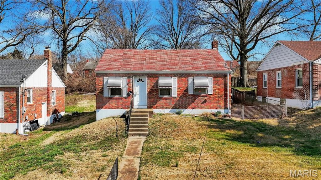 2425 Shirley Avenue, Jennings, MO 63136