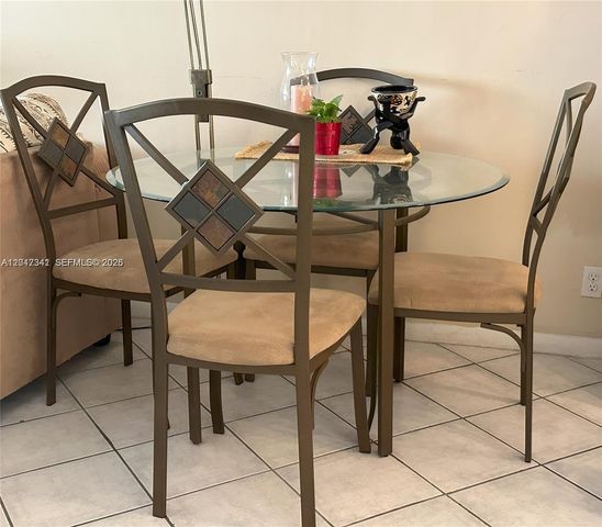 117 Lake Emerald Dr 308, Oakland Park, FL 33309