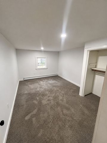 39 Willard 1, Ayer, MA 01432