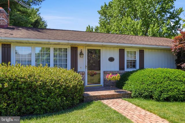 2381 RIDGE RD, Glenville, PA 17329