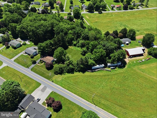 2381 RIDGE RD, Glenville, PA 17329