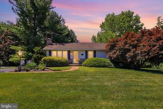 2381 RIDGE RD, Glenville, PA 17329