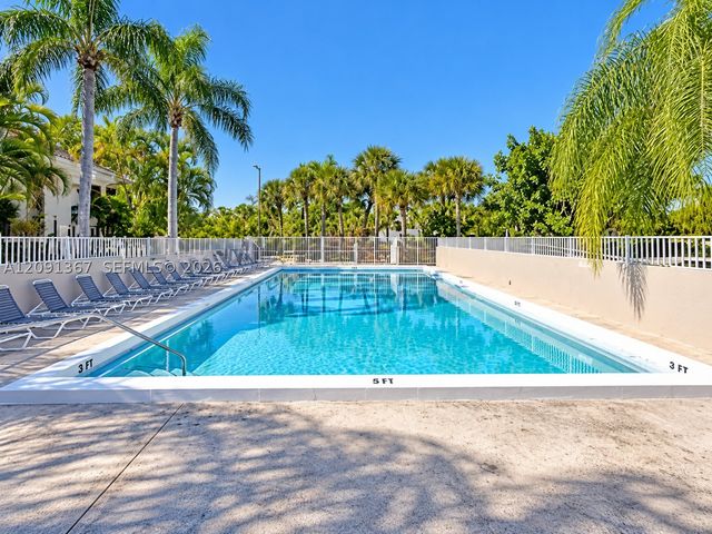 13255 SW 88th Ln 402-CS, Miami, FL 33186