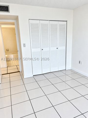 13255 SW 88th Ln 402-CS, Miami, FL 33186
