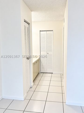 13255 SW 88th Ln 402-CS, Miami, FL 33186