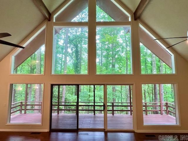 18 S Badalona Drive, Hot Springs Village, AR 71909