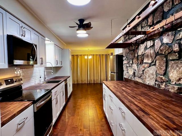 18 S Badalona Drive, Hot Springs Village, AR 71909