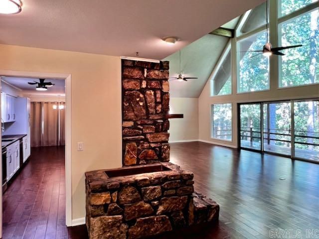 18 S Badalona Drive, Hot Springs Village, AR 71909