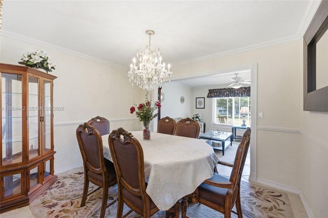 7221 NW 10th Ct, Plantation, FL 33313