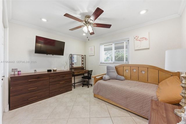 7221 NW 10th Ct, Plantation, FL 33313