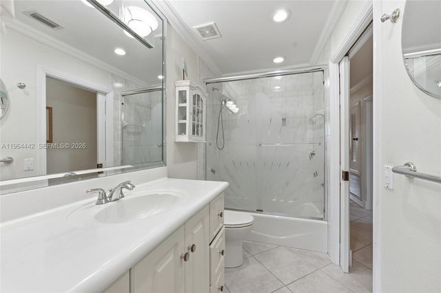 7221 NW 10th Ct, Plantation, FL 33313