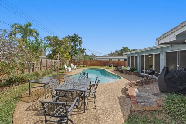 7221 NW 10th Ct, Plantation, FL 33313