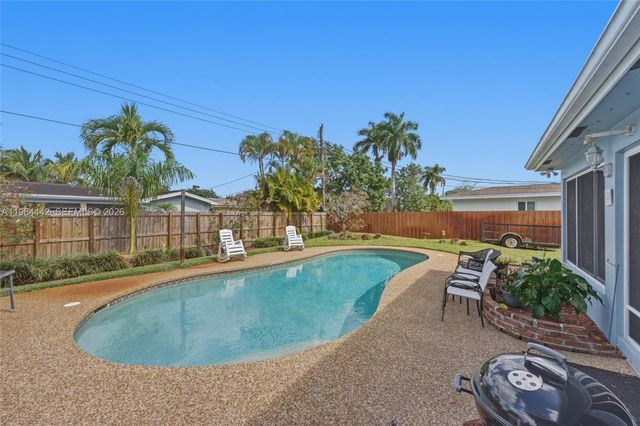 7221 NW 10th Ct, Plantation, FL 33313