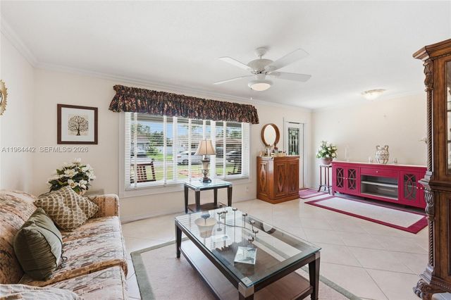 7221 NW 10th Ct, Plantation, FL 33313