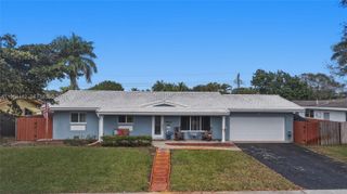 7221 NW 10th Ct, Plantation, FL 33313