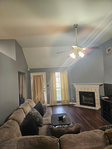 1382 EXBURY DR, Cordova, TN 38018