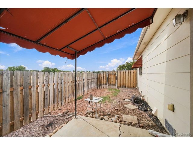1324 Silver Hawk Ct, Pueblo, CO 81008
