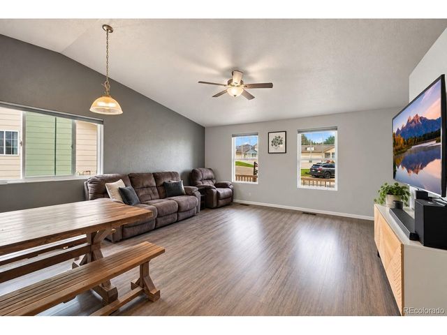 1324 Silver Hawk Ct, Pueblo, CO 81008