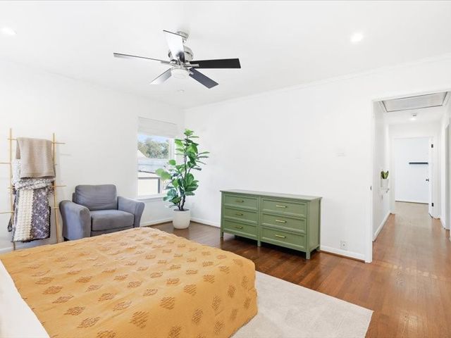 2330 Peavy Place, Dallas, TX 75228