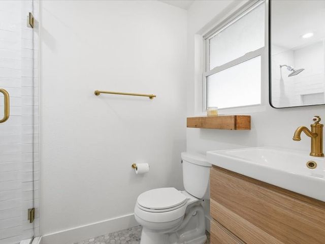 2330 Peavy Place, Dallas, TX 75228