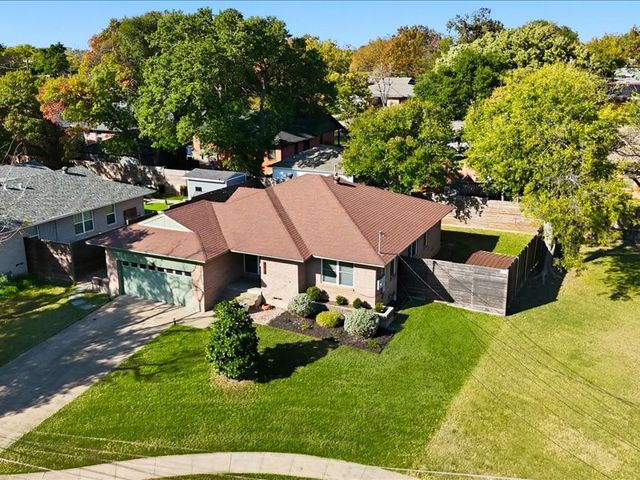 2330 Peavy Place, Dallas, TX 75228