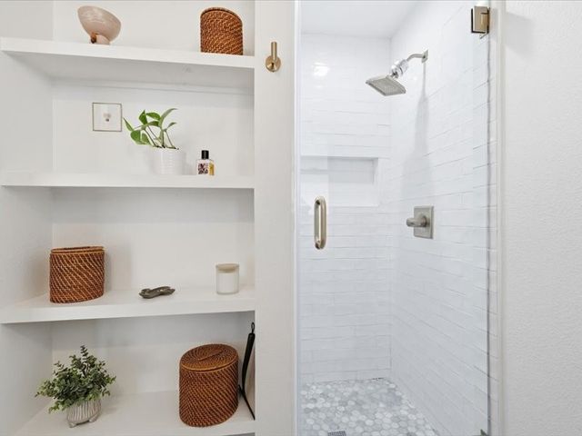 2330 Peavy Place, Dallas, TX 75228