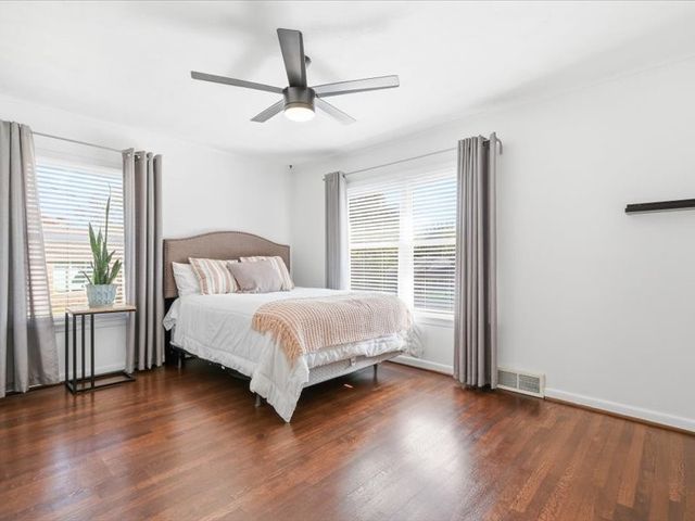 2330 Peavy Place, Dallas, TX 75228