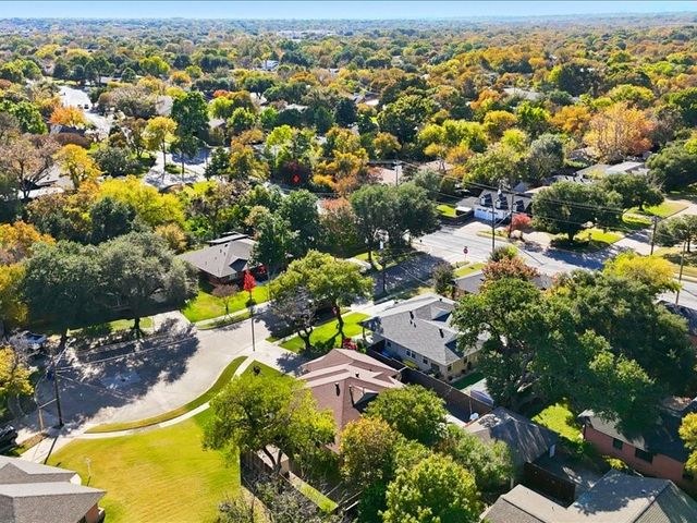 2330 Peavy Place, Dallas, TX 75228