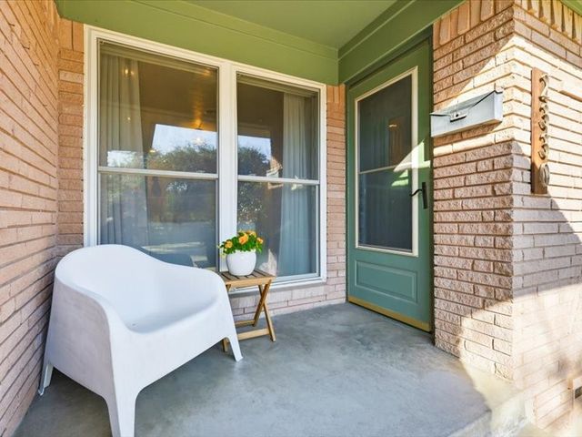 2330 Peavy Place, Dallas, TX 75228