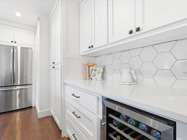 2330 Peavy Place, Dallas, TX 75228