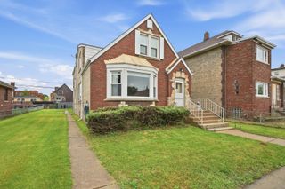 13114 S Brandon Avenue, Chicago, IL 60633