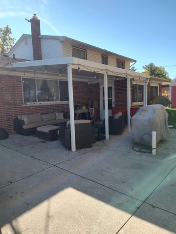 23429 Myrtle Street, Clinton Twp, MI 48036