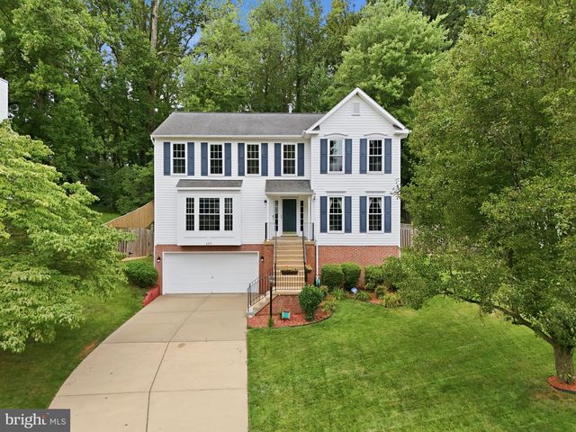 4917 FRISHMAN CT, Woodbridge, VA 22193