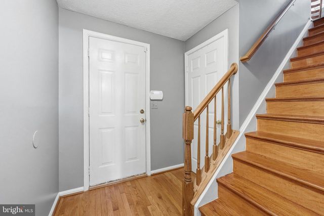 4917 FRISHMAN CT, Woodbridge, VA 22193