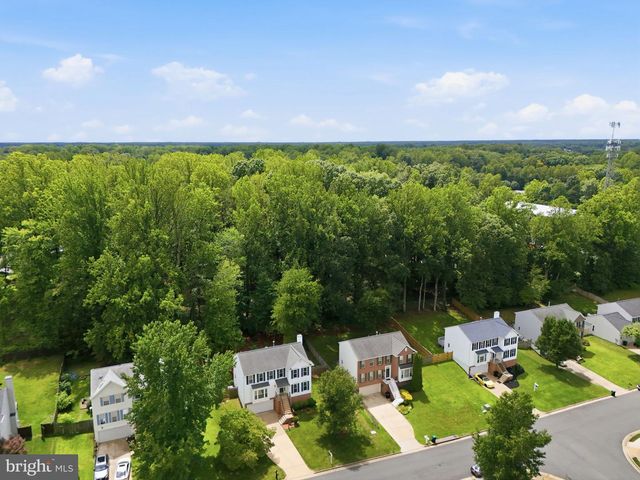 4917 FRISHMAN CT, Woodbridge, VA 22193