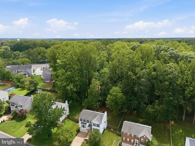 4917 FRISHMAN CT, Woodbridge, VA 22193