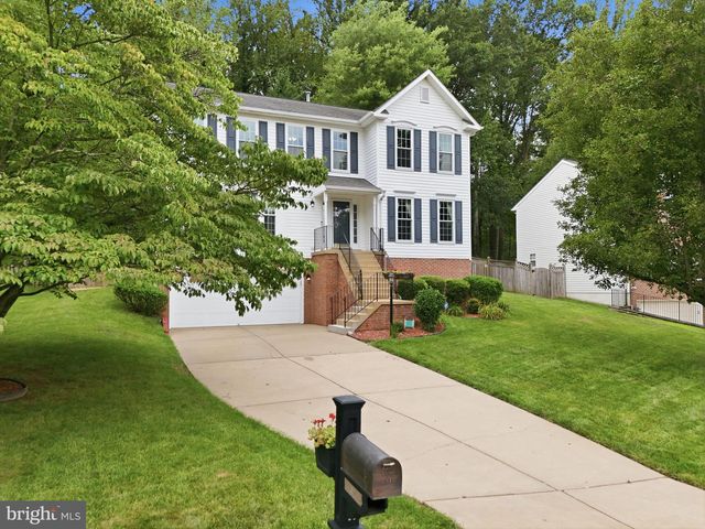 4917 FRISHMAN CT, Woodbridge, VA 22193