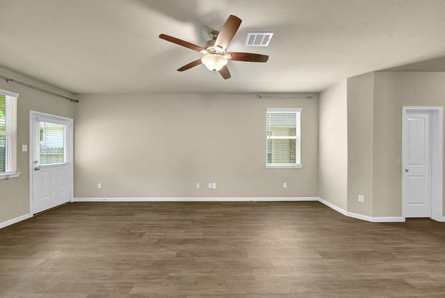 4274 Mcgregor Bluff Lane, Conroe, TX 77304